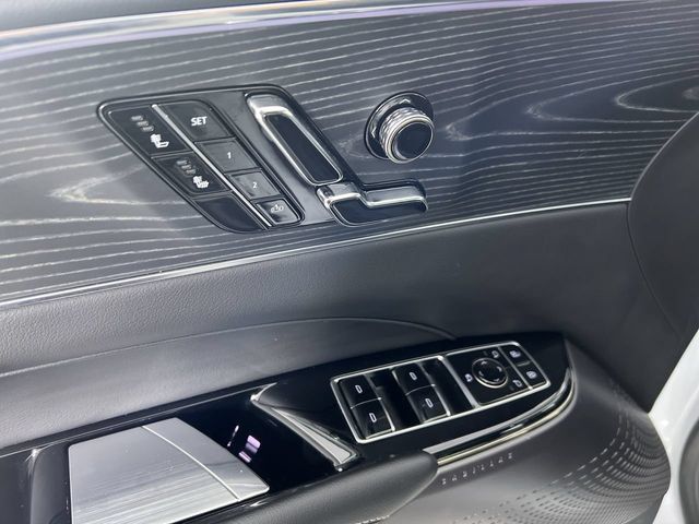 Certified 2024 Cadillac Lyriq Sport RWD image 24