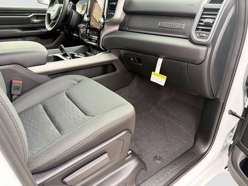 New 2026 RAM 1500 Big Horn AWD/4WD image 13