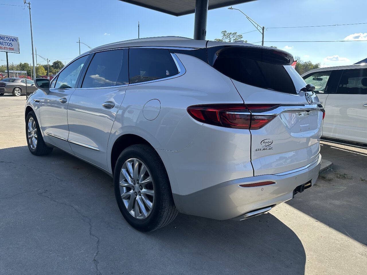 Used 2018 Buick Enclave Premium w/ Trailering Package FWD image 6