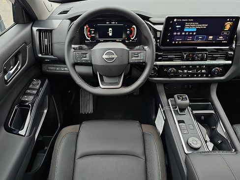 New 2026 Nissan Pathfinder SL w/ SL Premium Package image 7