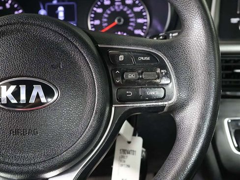 Used 2017 Kia Optima LX FWD image 36