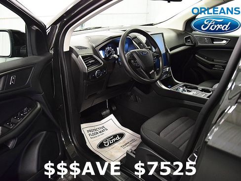 New 2024 Ford Edge SE w/ Black Appearance Package image 14