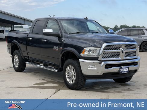 Used 2014 RAM 2500 Laramie AWD/4WD image 2