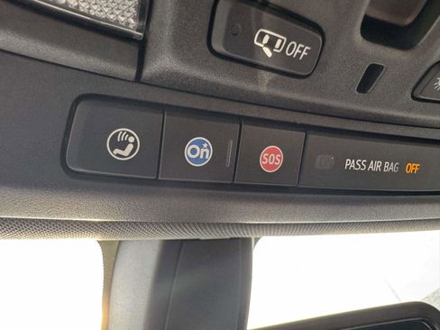 Used 2020 GMC Sierra 1500 AT4 w/ AT4 Premium Package AWD/4WD image 42