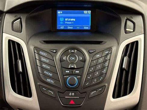 Used 2014 Ford Focus SE w/ Equipment Group 201A image 11