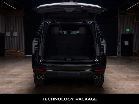 Used 2025 Chevrolet Tahoe Z71 w/ Z71 Off-Road Package image 9