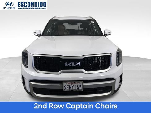 Used 2023 Kia Telluride EX w/ EX Captain's Chair Package image 9