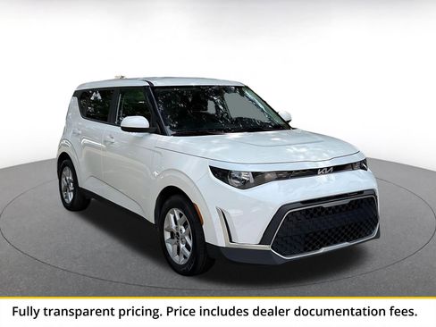 Used 2025 Kia Soul LX w/ LX Technology Package FWD image 1
