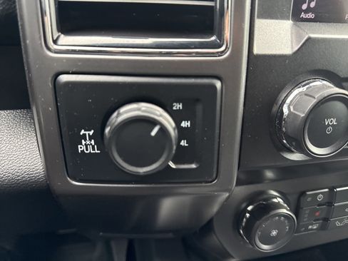 Used 2019 Ford F150 XLT w/ Equipment Group 302A Luxury image 13