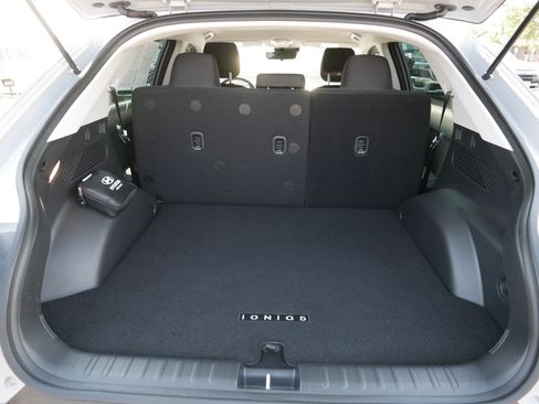 Certified 2023 Hyundai Ioniq 5 SE RWD image 18