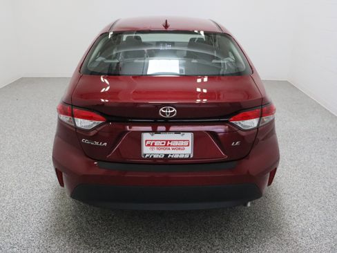 Certified 2025 Toyota Corolla LE FWD image 8