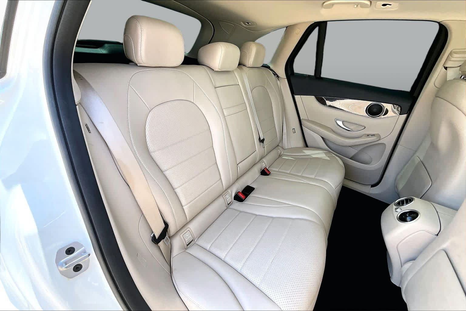 Used 2022 Mercedes-Benz GLC 300 image 19