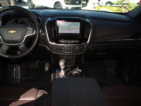 Used 2023 Chevrolet Traverse High Country AWD/4WD image 19