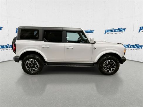 New 2025 Ford Bronco Outer Banks image 12