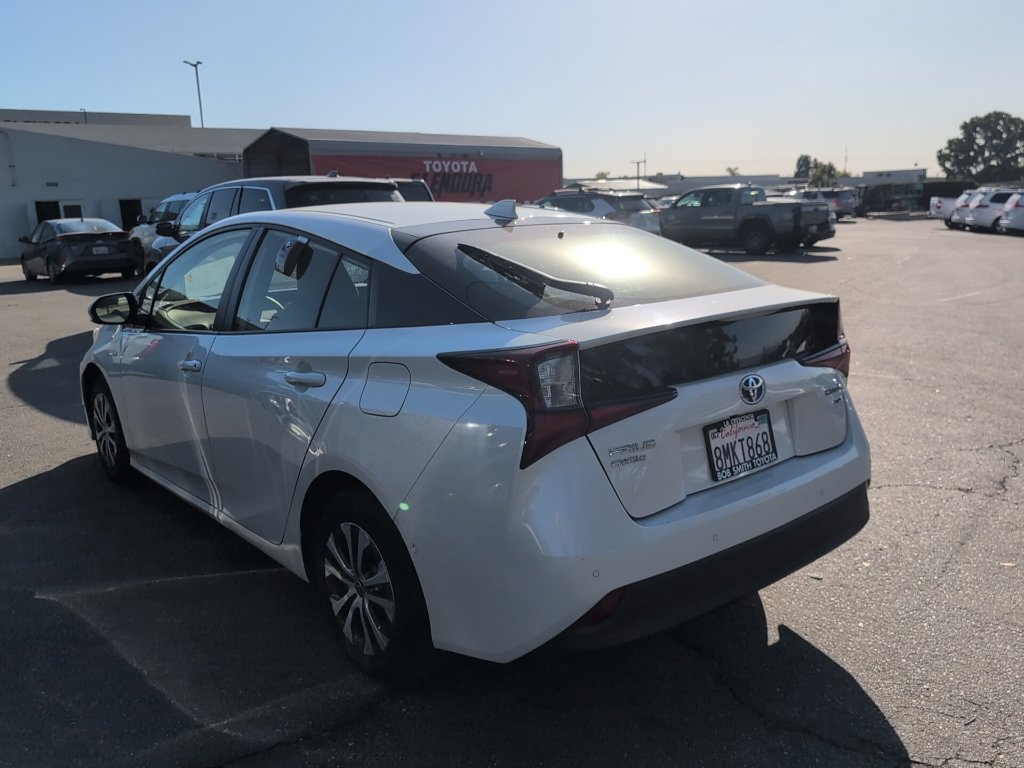 Used 2019 Toyota Prius XLE w/ Advanced Technology Package AWD/4WD image 4