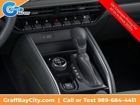 New 2025 Chevrolet Colorado ZR2 image 24