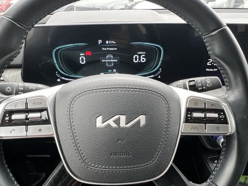 Certified 2024 Kia Telluride EX image 26