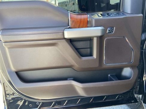 Used 2022 Ford F250 King Ranch w/ Chrome Package AWD/4WD image 17