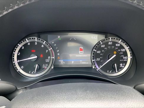 Used 2022 Toyota Highlander XLE FWD image 26