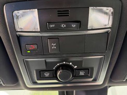 Used 2023 Toyota Tacoma TRD Off-Road AWD/4WD image 21