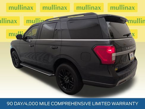 Certified 2022 Ford Expedition XLT RWD image 9
