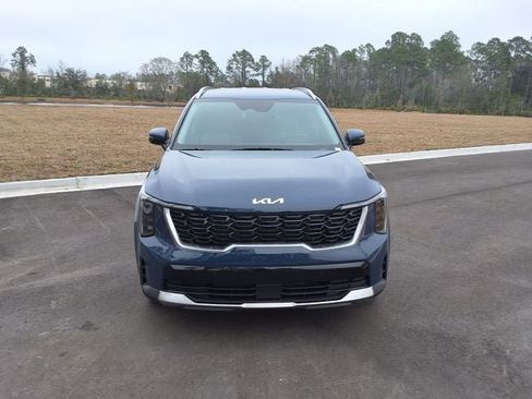 Used 2025 Kia Sorento S image 12