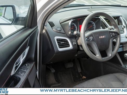 Used 2015 GMC Terrain SLE image 15