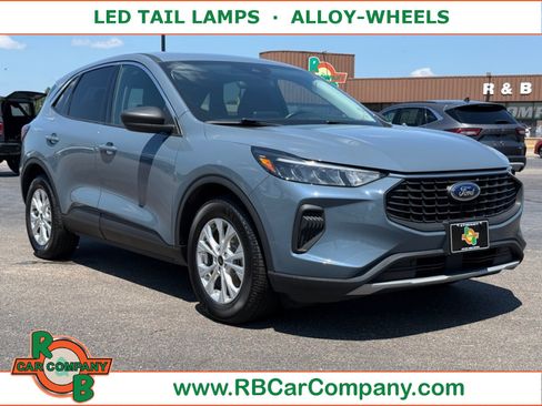 Used 2023 Ford Escape Active FWD image 1