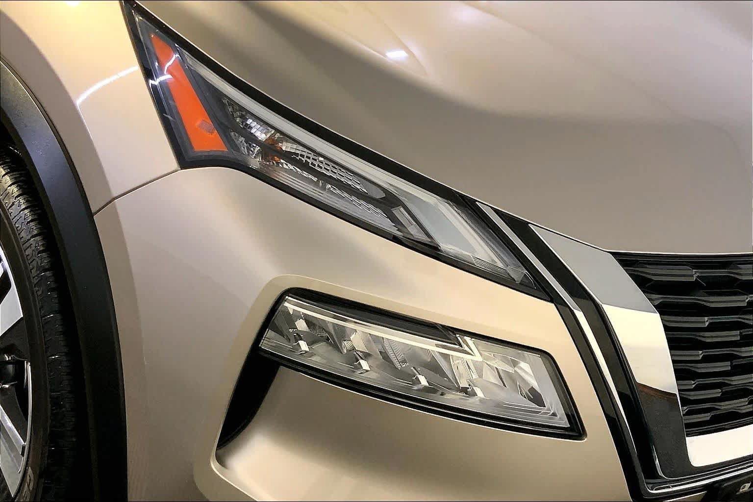 Used 2021 Nissan Rogue SL w/ Premium Package AWD/4WD image 27