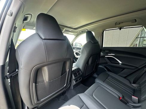 New 2026 Audi Q5 Premium Plus image 23
