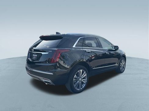 Used 2025 Cadillac XT5 Premium Luxury AWD/4WD image 8