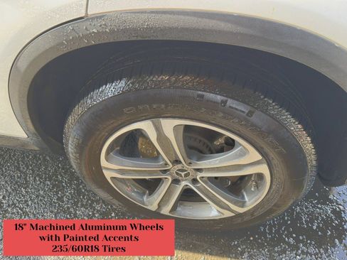 Used 2017 Mercedes-Benz GLC 300 4MATIC w/ Premium 2 Package image 36