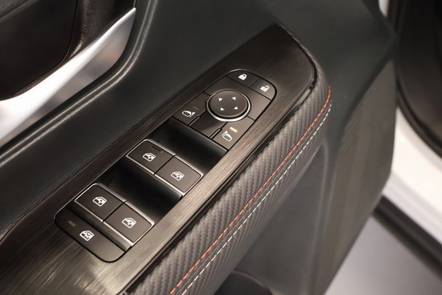 Certified 2025 Nissan Kicks SR AWD/4WD image 10
