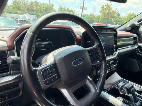 Used 2022 Ford F150 Lariat AWD/4WD image 10