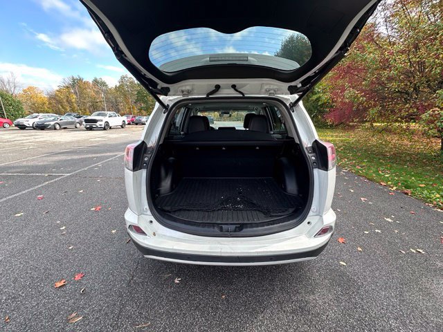Used 2016 Toyota RAV4 Limited AWD/4WD image 10