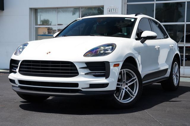 Used 2020 Porsche Macan AWD/4WD image 1