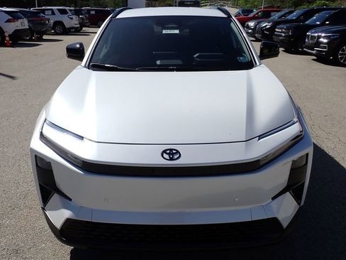 New 2026 Toyota C-HR AWD/4WD image 9