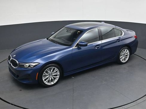 Certified 2024 BMW 330i Sedan w/ Premium Package RWD image 29