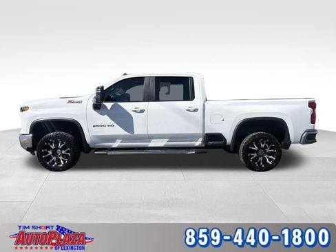 Used 2024 Chevrolet Silverado 2500 LT w/ Convenience Package AWD/4WD image 2
