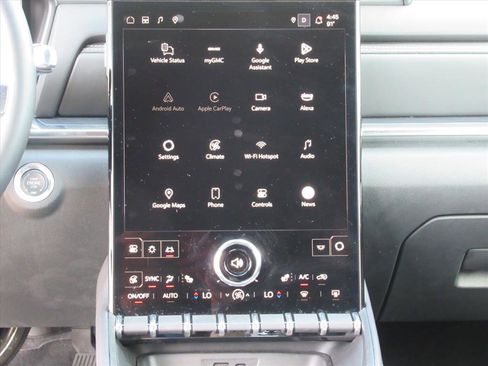 Used 2025 GMC Terrain Elevation w/ Elevation Premium Package image 27