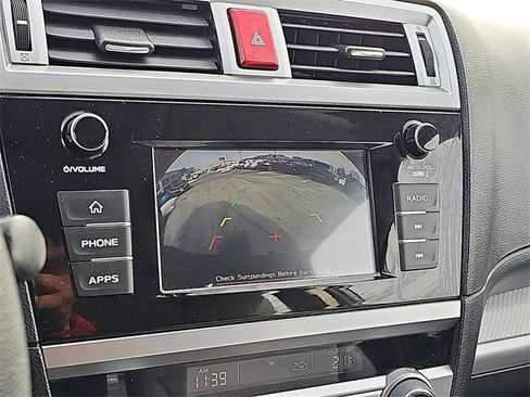 Used 2018 Subaru Outback 2.5i image 17