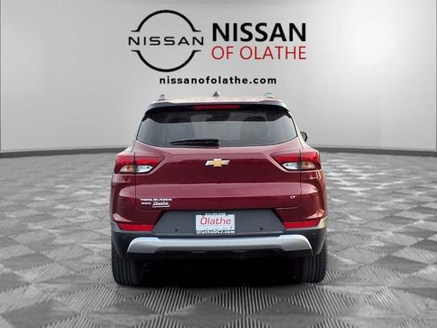 Used 2025 Chevrolet TrailBlazer LT w/ Driver Confidence Package AWD/4WD image 25