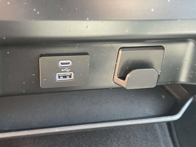 Used 2023 Ford F150 XLT AWD/4WD image 20
