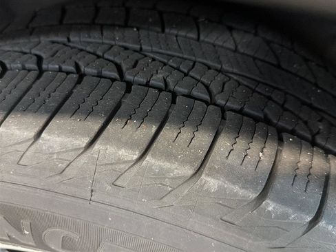 Used 2018 Honda Pilot EX-L image 12