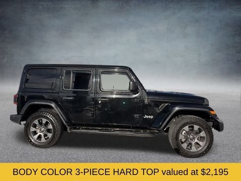 Used 2018 Jeep Wrangler Unlimited Sahara image 2