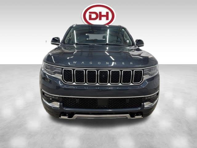 Used 2024 Jeep Wagoneer Series III w/ Premium Group I AWD/4WD image 7
