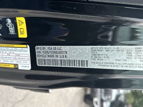 New 2025 Jeep Gladiator Mojave w/ Steel Bumper Group image 28