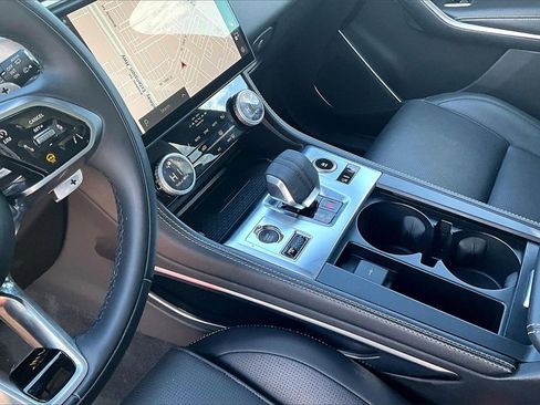 Used 2026 Jaguar F-PACE R-Dynamic S image 14