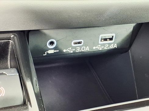 Certified 2025 Subaru Outback Onyx Edition image 23