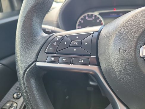 Used 2024 Nissan Sentra SV FWD image 21